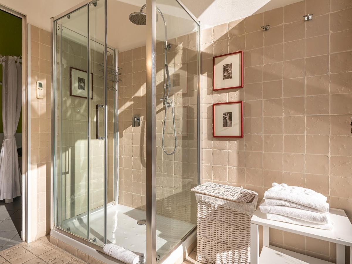 קליארי Snob Luxury Suite מראה חיצוני תמונה
