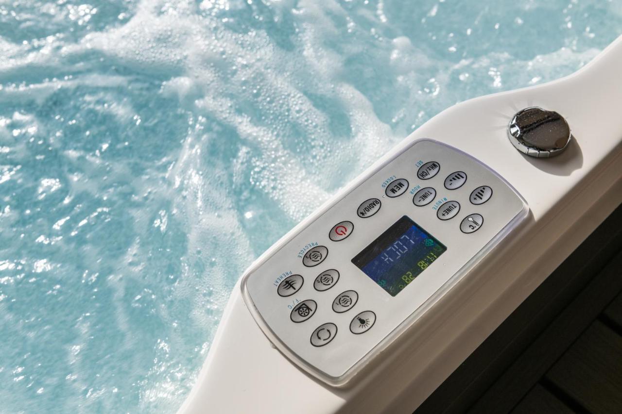 קליארי Snob Luxury Suite מראה חיצוני תמונה