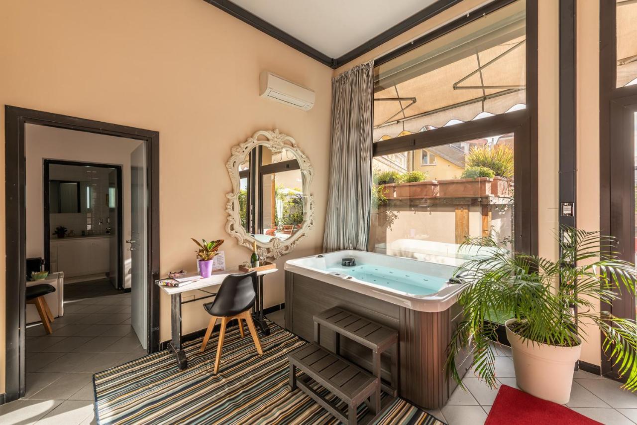 קליארי Snob Luxury Suite מראה חיצוני תמונה