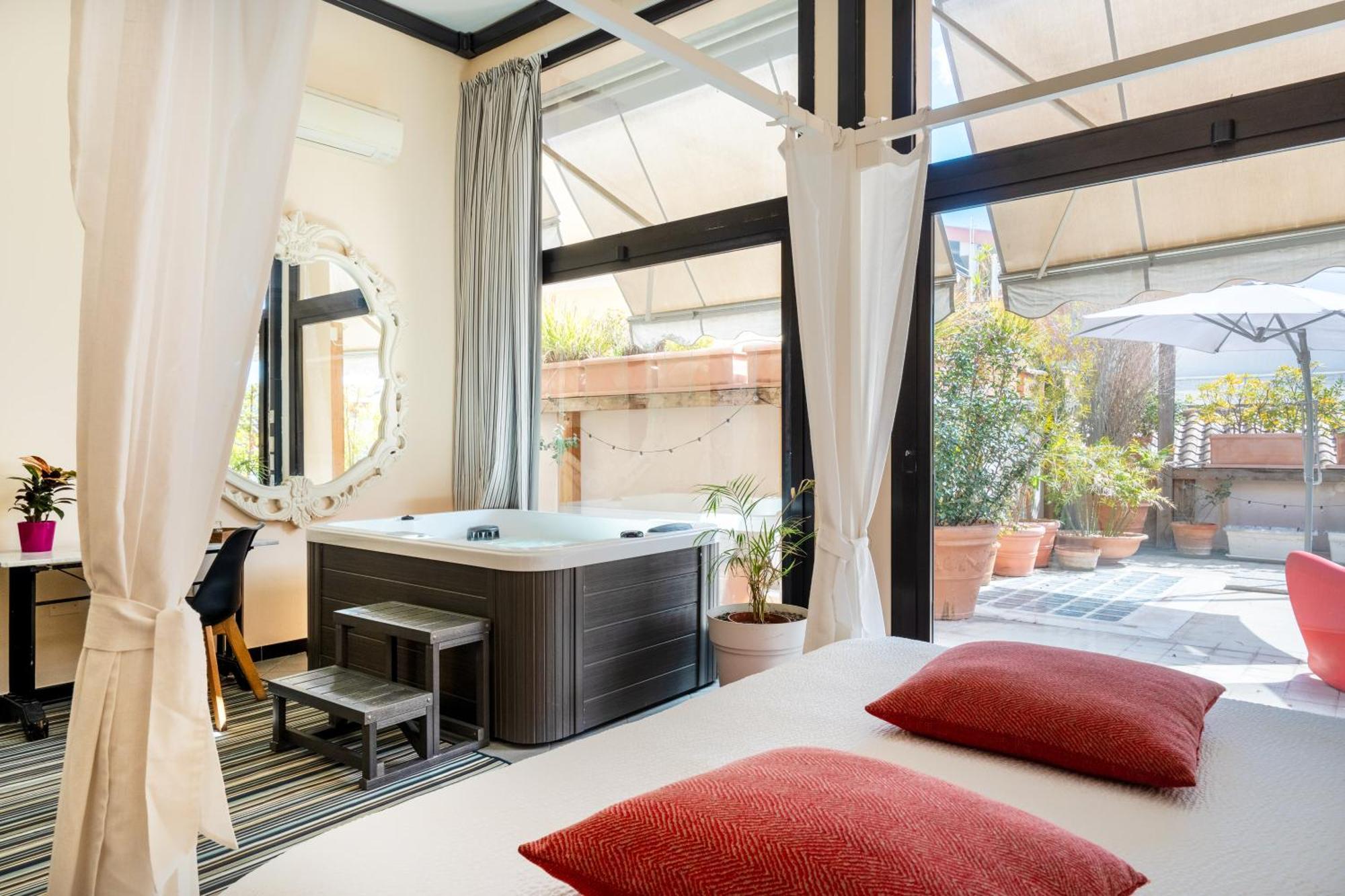 קליארי Snob Luxury Suite מראה חיצוני תמונה