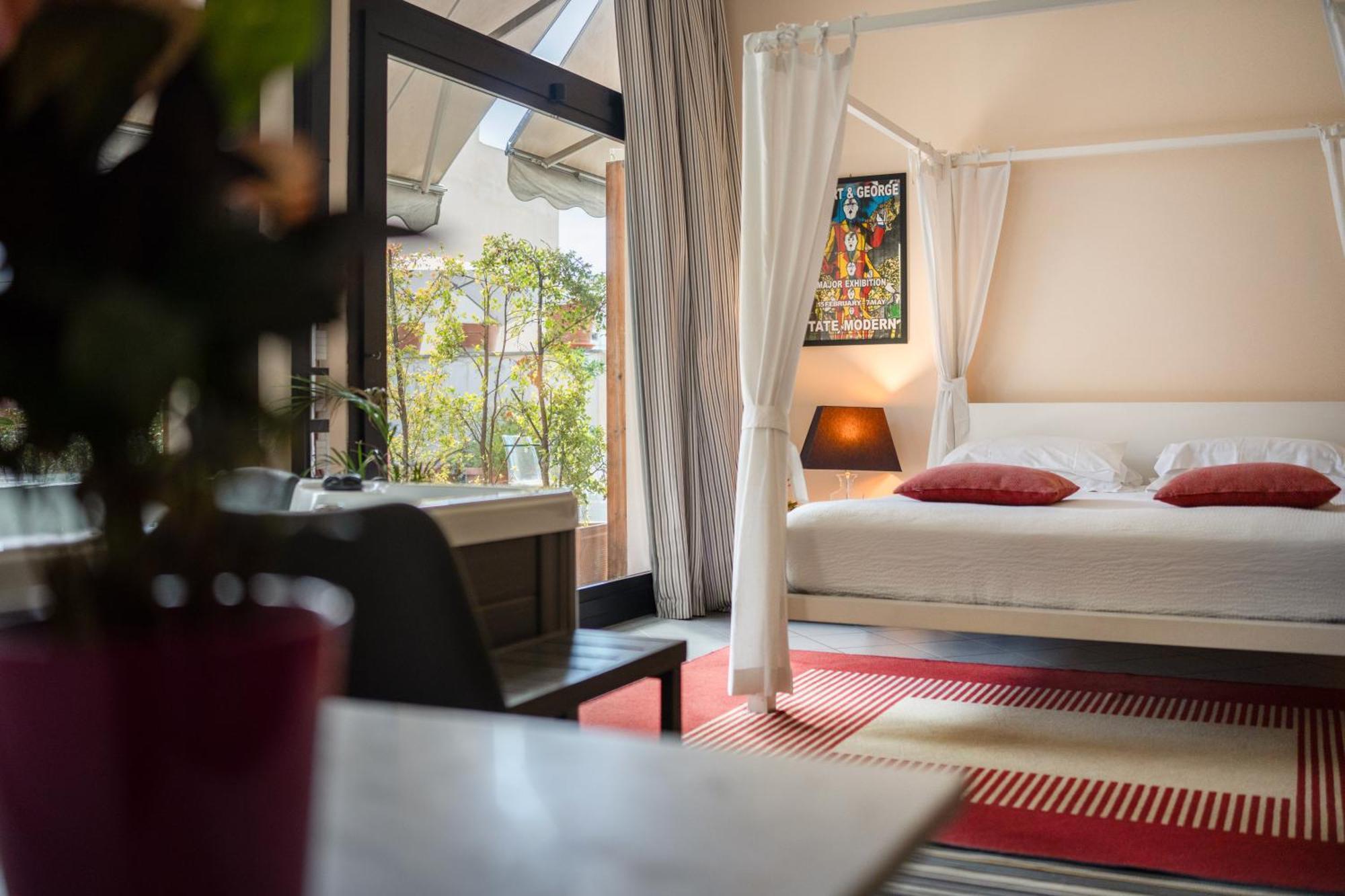 קליארי Snob Luxury Suite מראה חיצוני תמונה