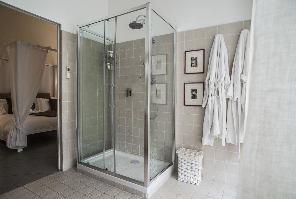 קליארי Snob Luxury Suite מראה חיצוני תמונה
